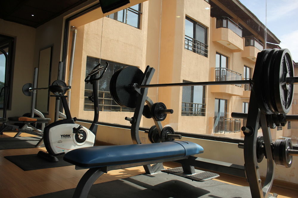 Palm Spring Resort Monrovia Exterior foto